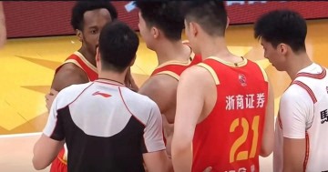 乐鱼体育APP-吹CBA，还得外籍裁判|本土裁判|东京奥运会|中国篮协|加藤誉树|nba_新浪体育_新浪新闻