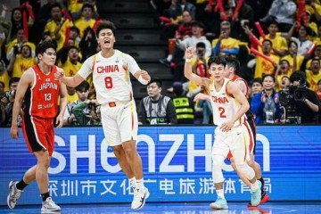 乐鱼体育-晚上10点官宣！中国男篮公布21人名单：赵睿、徐杰领衔，周琦落选